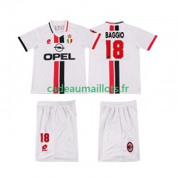 AC Milan Maillot avec flocage BAGGIO 18 Rétro Extérieur 1996 2004 ,Tenue Enfant MC
