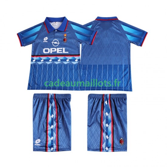 AC Milan Maillot avec flocage Rétro Extérieur 1995 1996 ,Tenue Enfant MC AC Milan Maillot avec flocage Rétro Extérieur 1995 1996 ,Tenue Enfant MC