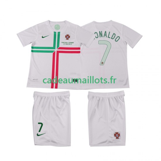 Portugal Maillot avec flocage Cristiano Ronaldo 7 Rétro Extérieur 2012 ,Tenue Enfant MC Portugal Maillot avec flocage Cristiano Ronaldo 7 Rétro Extérieur 2012 ,Tenue Enfant MC