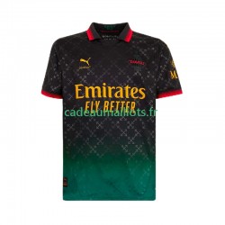 AC Milan Maillot avec flocage Christian Pulisic 11 4ème 2024-2025 ,Tenue Enfant MC